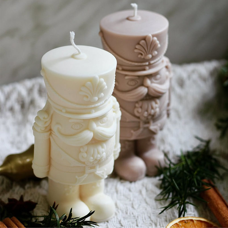 كسارات البندق الجندي قالب شمع  - مراجعة Candle Making Fat وسعره